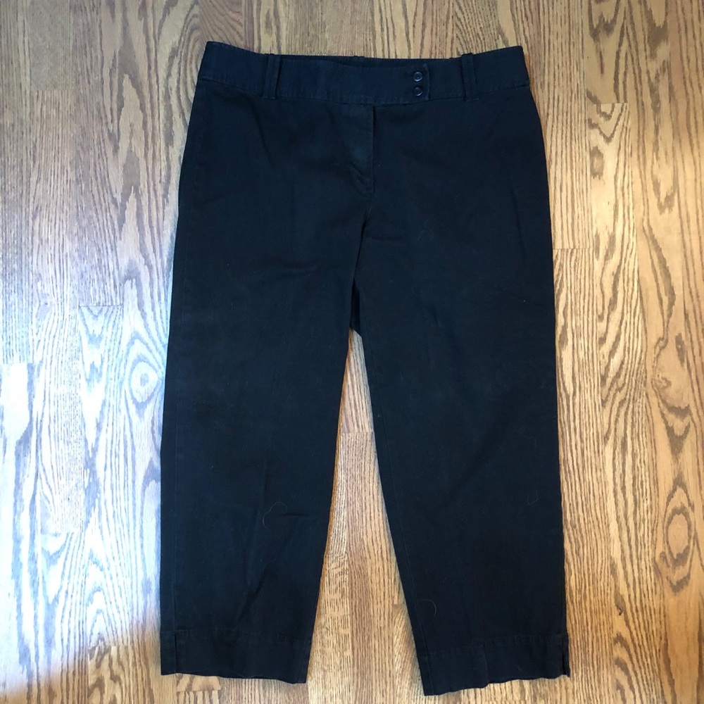 LOFT Catalina black Capris Julie fit